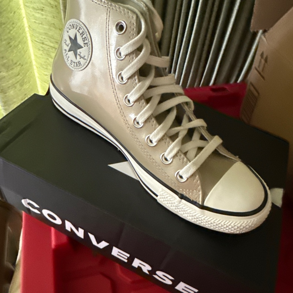 Gold metallic Converse